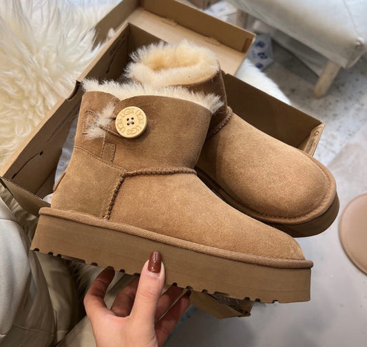 [UGG 추천템] 어김없이 다가오고 있는 UGG 시즌! 클래식부터 유니크한 제품까지💫 미리 준비하자!